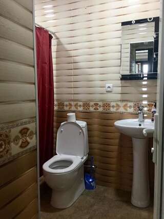 Гостевой дом Guest House Irma Сигнахи Двухместный номер с 1 кроватью и собственной ванной комнатой-6